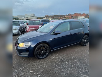 Used Volkswagen Golf 2014 for sale - 76457599: Photo