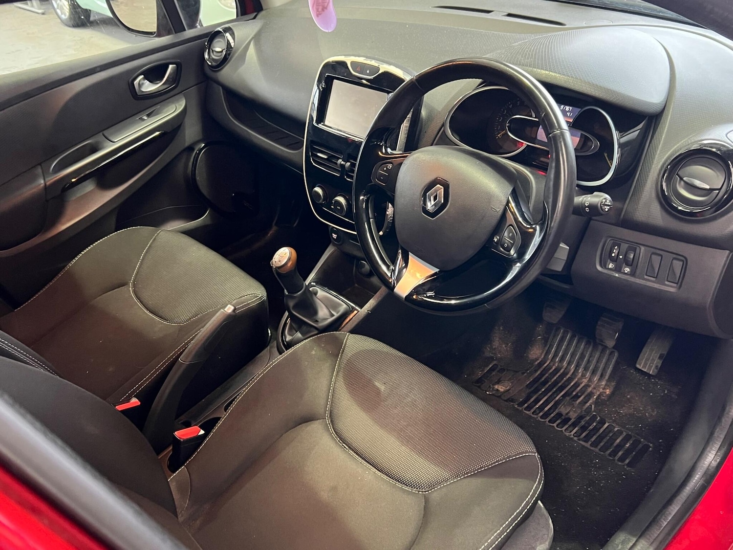 Used Renault Clio 2016 for sale - 77060471: Photo 17