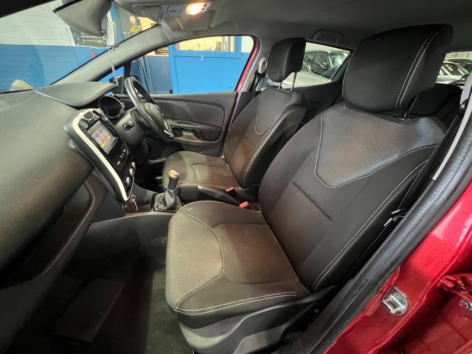 Used Renault Clio 2016 for sale - 77060471: Photo 30