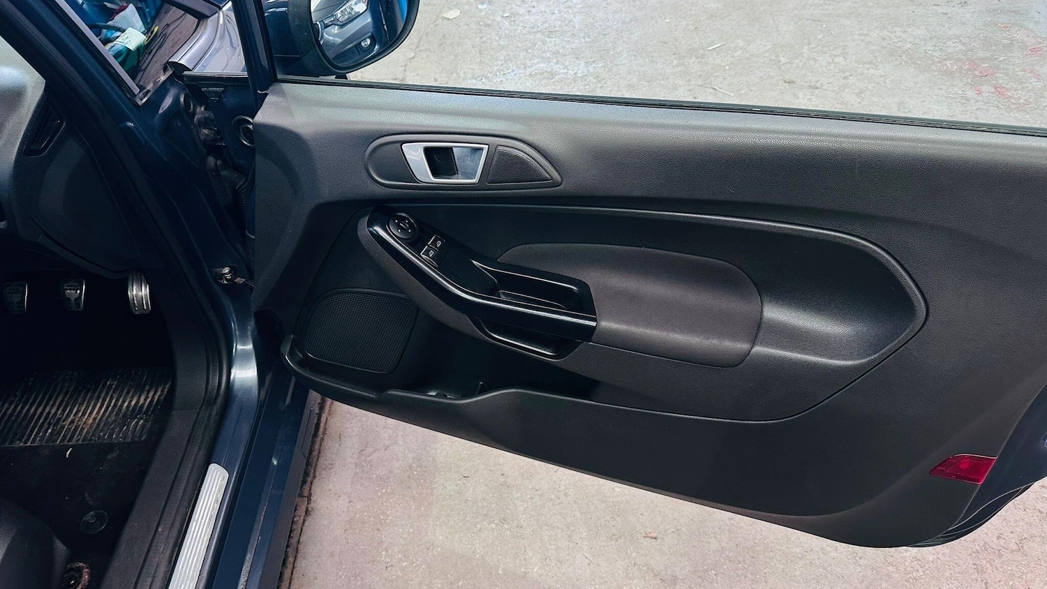 Used Ford Fiesta 2015 for sale - 77969581: Photo 15