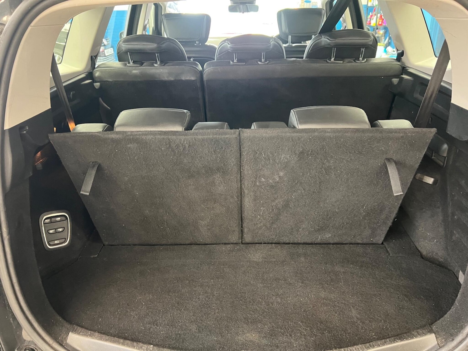 Used Renault Grand Scenic 2017 for sale - 78019290: Photo 13