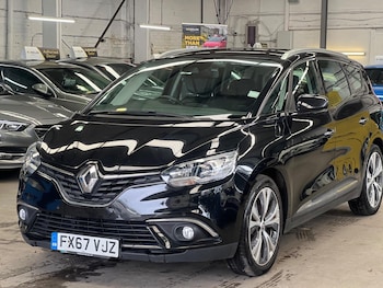 Used Renault Grand Scenic 2017 for sale - 78019290: Photo