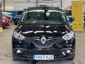 Used Renault Grand Scenic 2017 for sale - 78019290: Photo