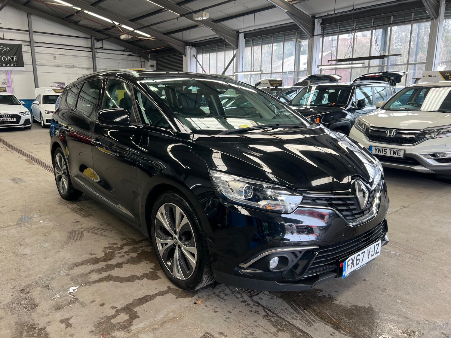 Used Renault Grand Scenic 2017 for sale - 78019290: Photo 5