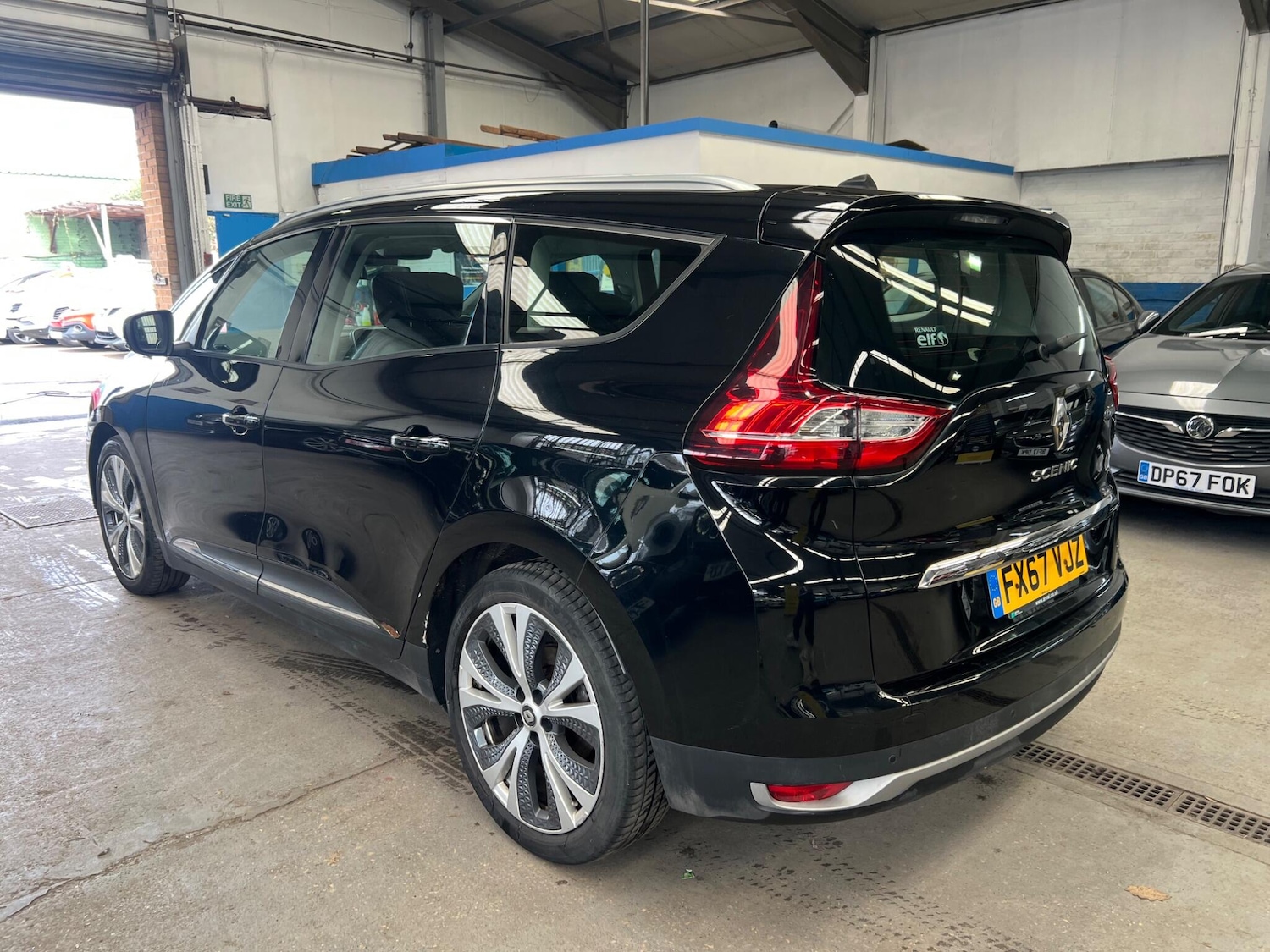 Used Renault Grand Scenic 2017 for sale - 78019290: Photo 9