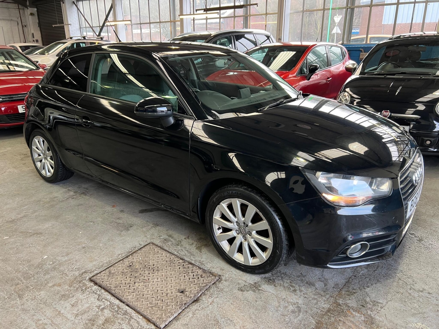 Used Audi A1 2011 for sale - 77203058: Photo 4