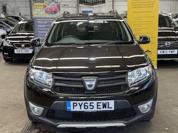 Used Dacia Sandero Stepway 2015 for sale - 78998942: Photo