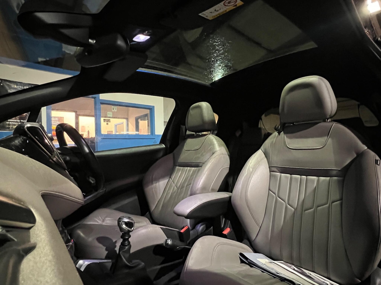 Used Peugeot 208 2013 for sale - 77057541: Photo 25