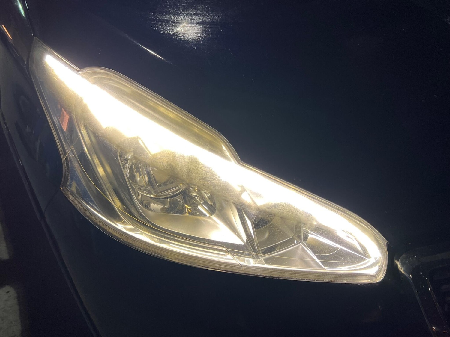 Used Peugeot 208 2013 for sale - 77057541: Photo 28