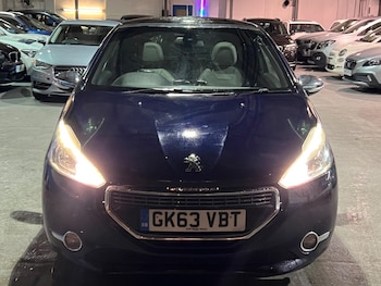 Used Peugeot 208 2013 for sale - 77057541: Photo
