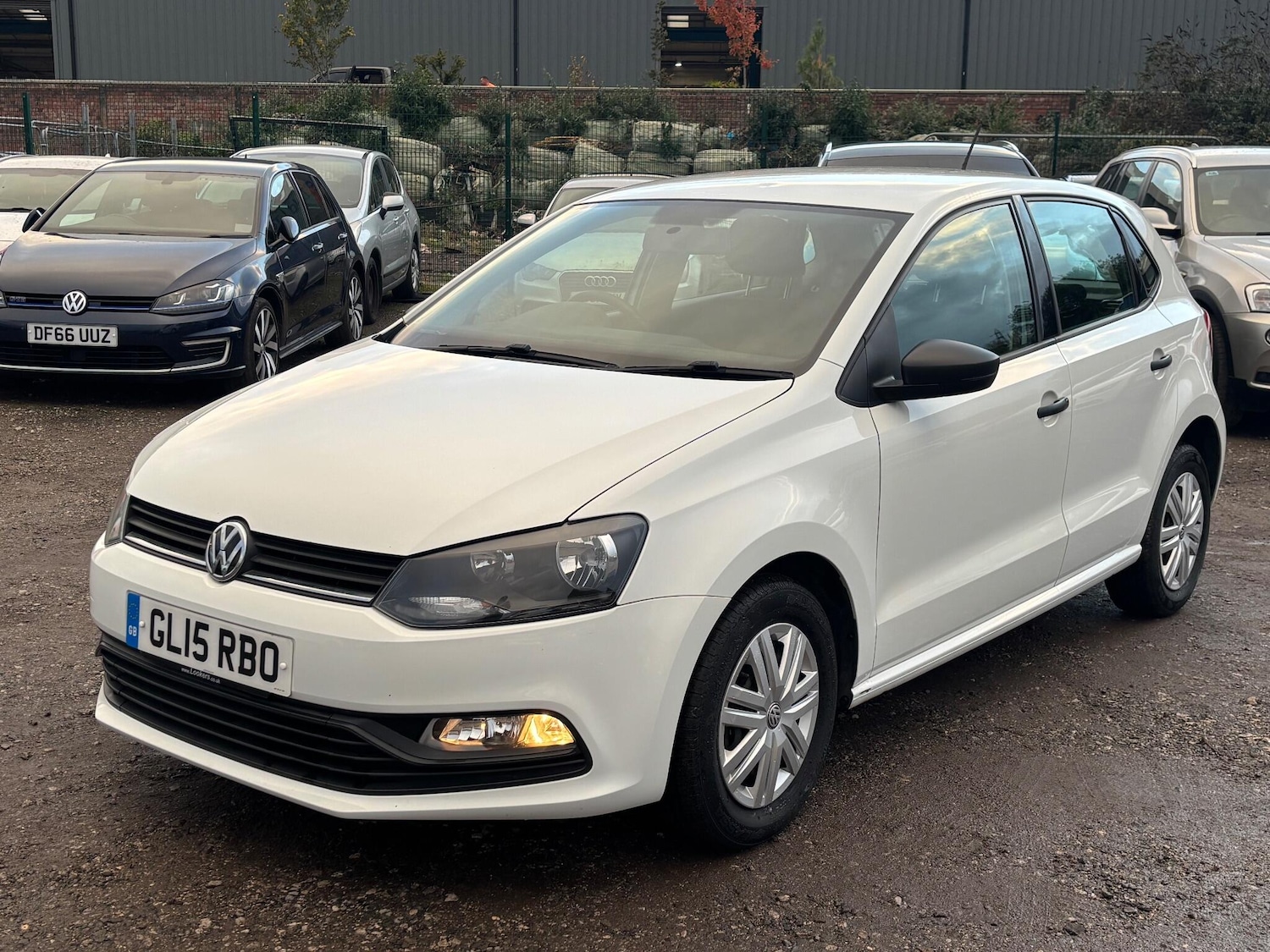 Used Volkswagen Polo 2015 for sale - 76336601: Photo 34