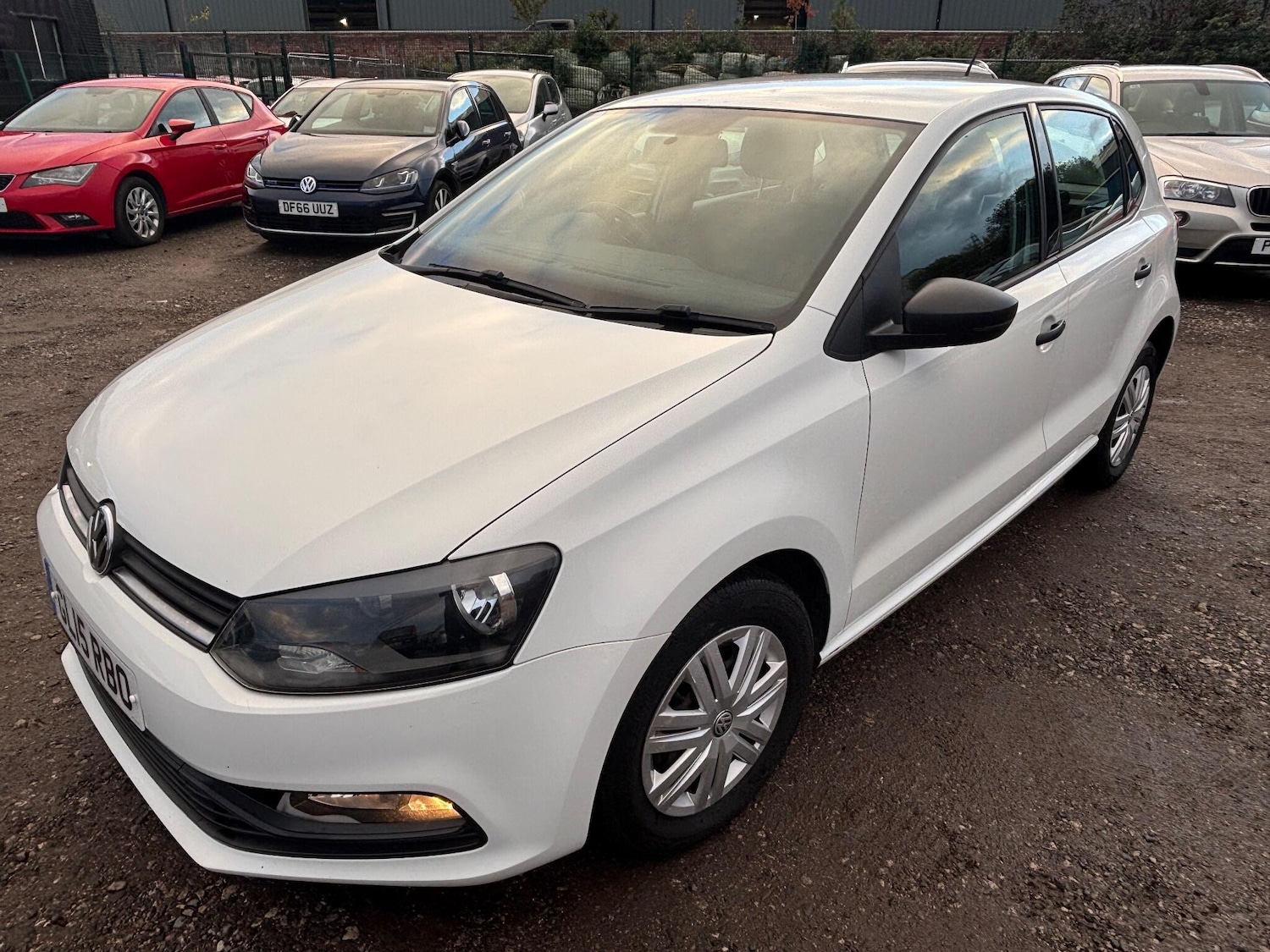 Used Volkswagen Polo 2015 for sale - 76336601: Photo 5