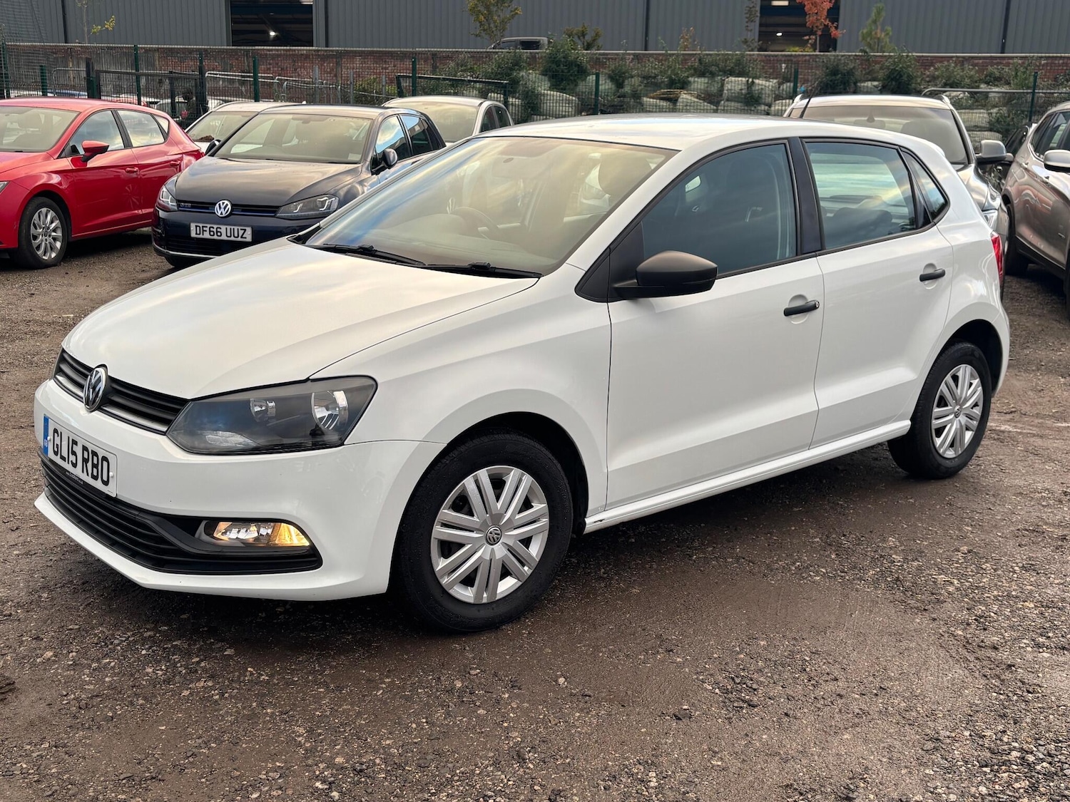 Used Volkswagen Polo 2015 for sale - 76336601: Photo 7