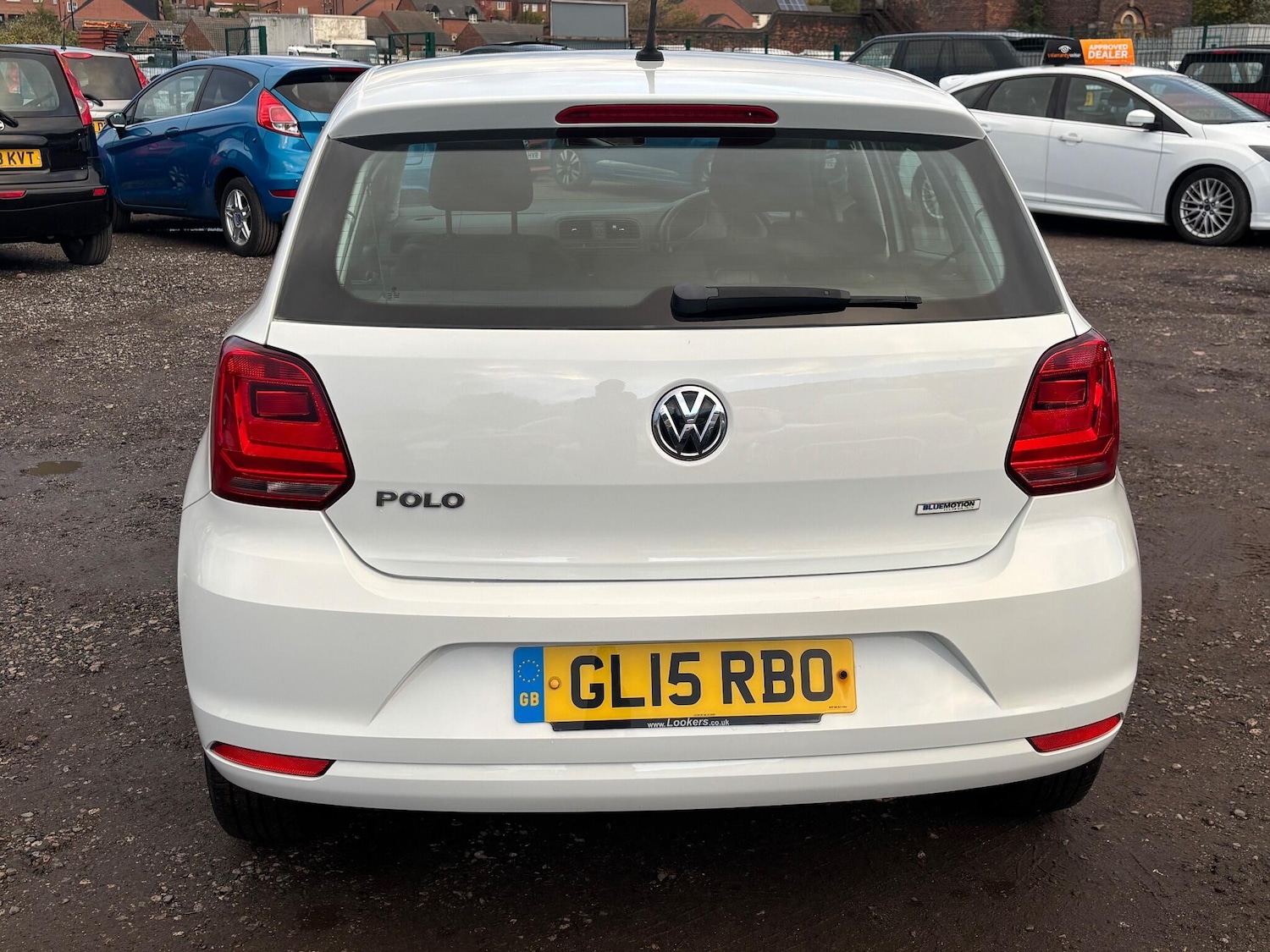 Used Volkswagen Polo 2015 for sale - 76336601: Photo 9