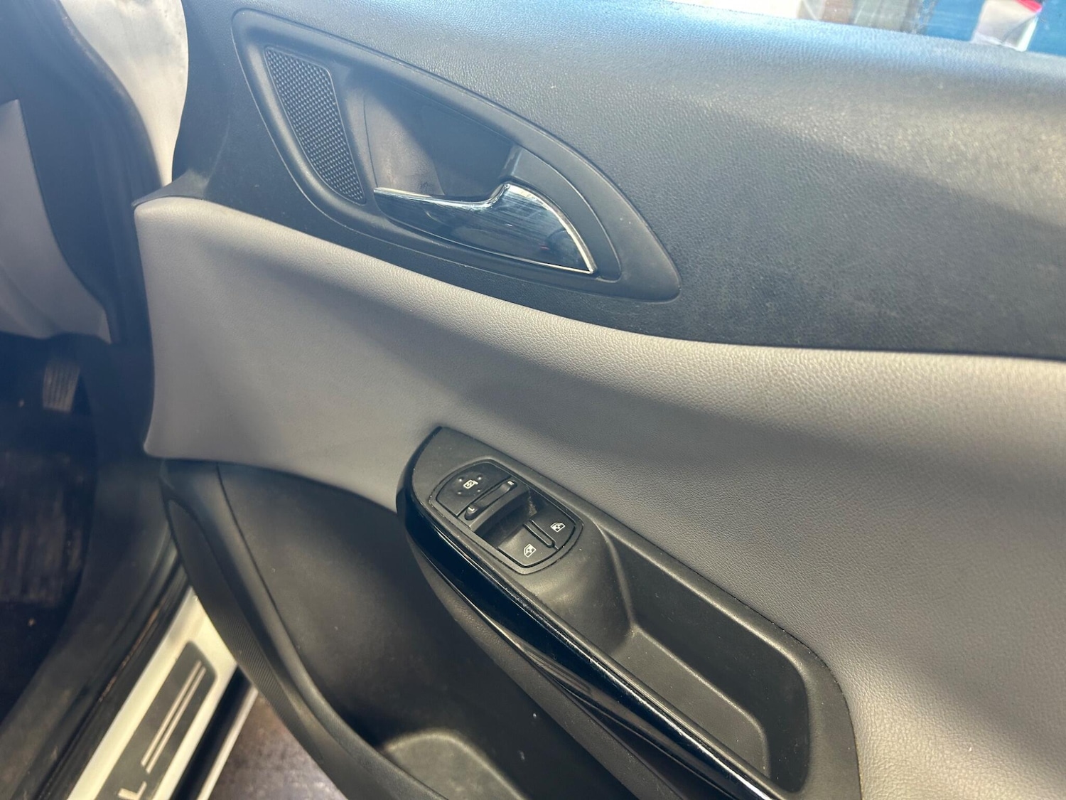 Used Vauxhall Corsa 2016 for sale - 78086992: Photo 15