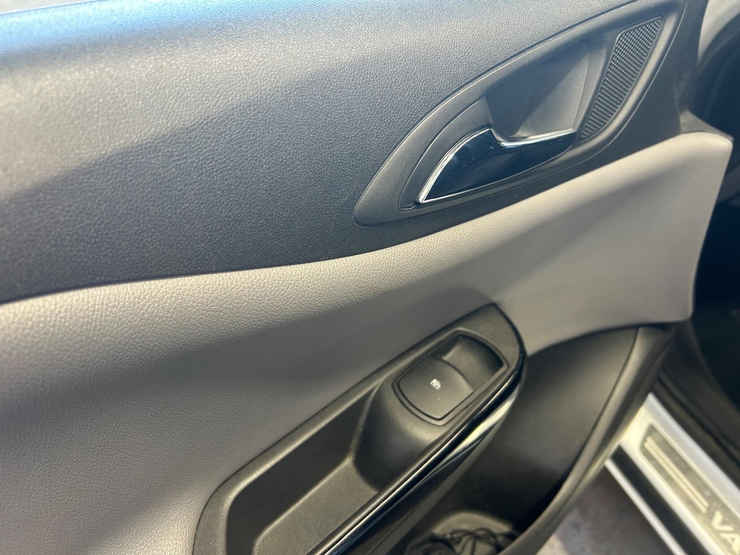 Used Vauxhall Corsa 2016 for sale - 78086992: Photo 16