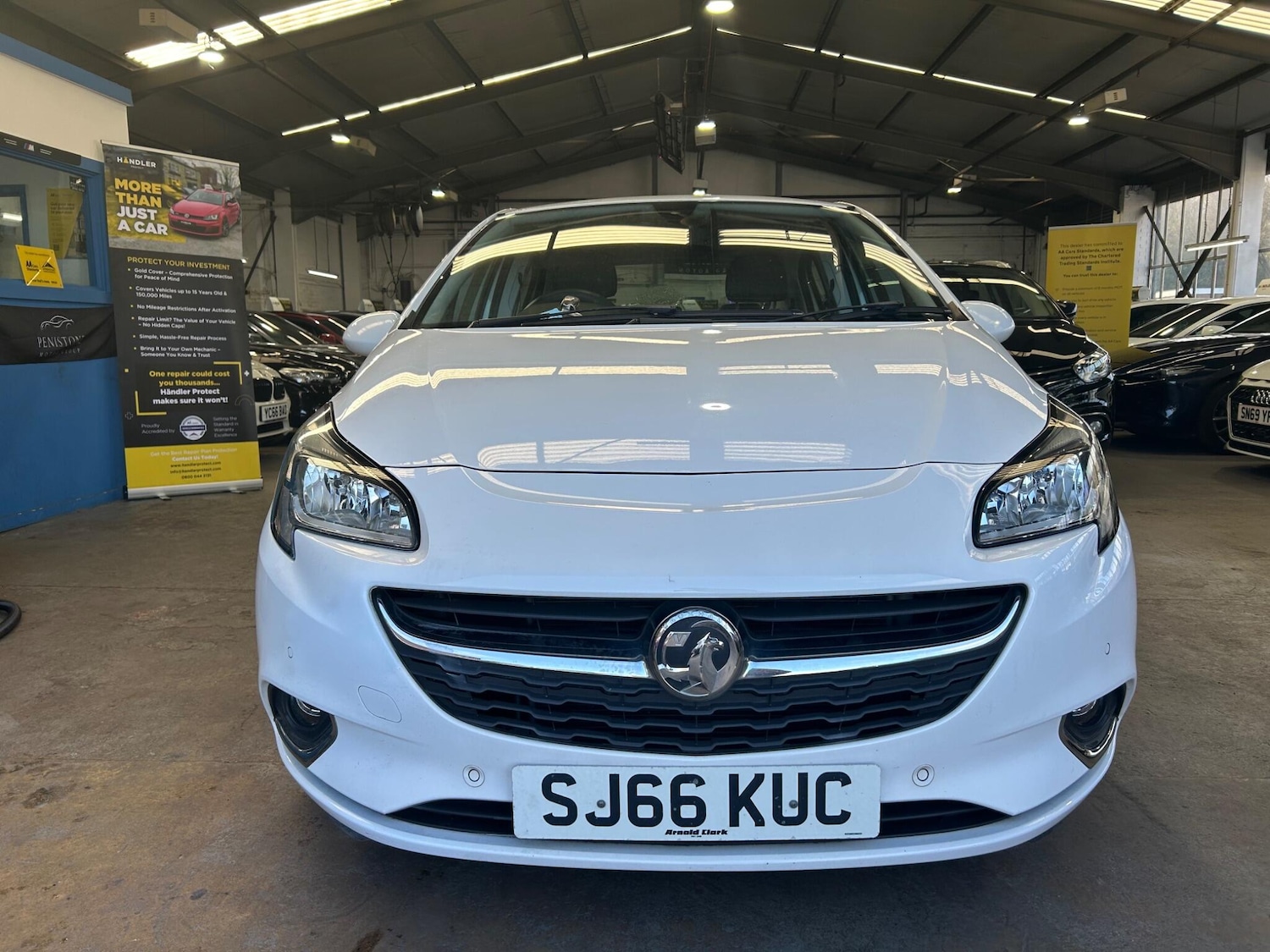 Used Vauxhall Corsa 2016 for sale - 78086992: Photo 2