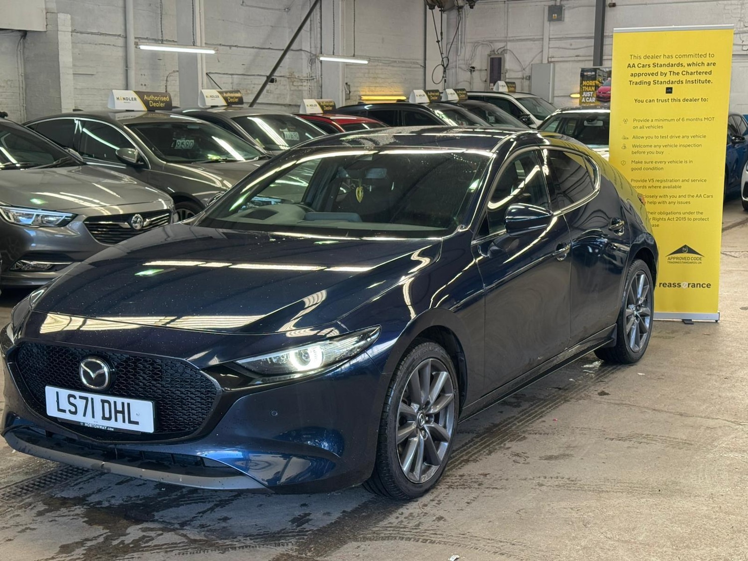 Used Mazda Mazda3 2021 for sale - 78019947: Photo 2