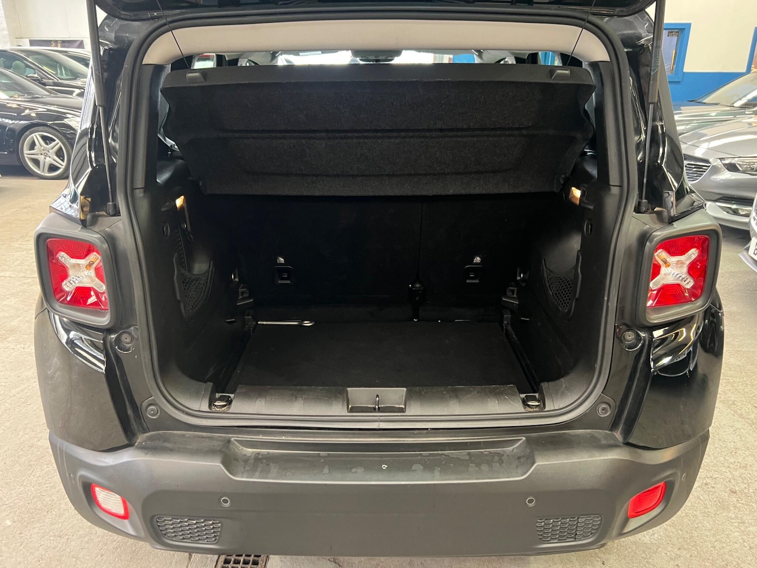 Used Jeep Renegade 2016 for sale - 77799415: Photo 23