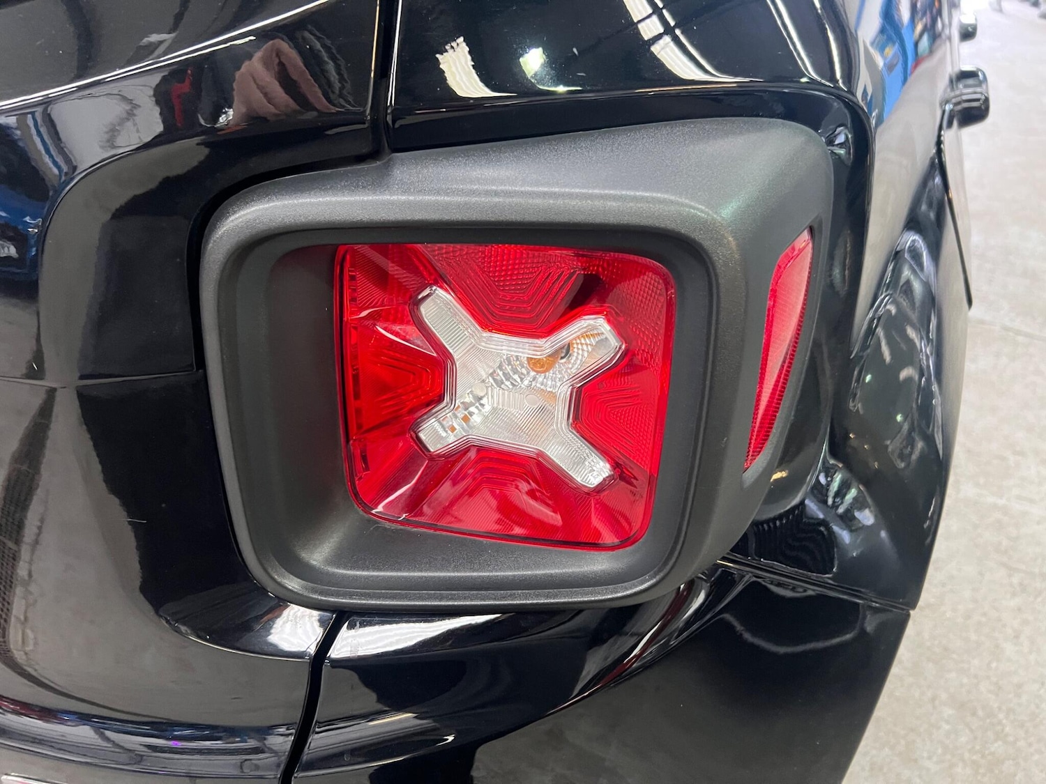 Used Jeep Renegade 2016 for sale - 77799415: Photo 33