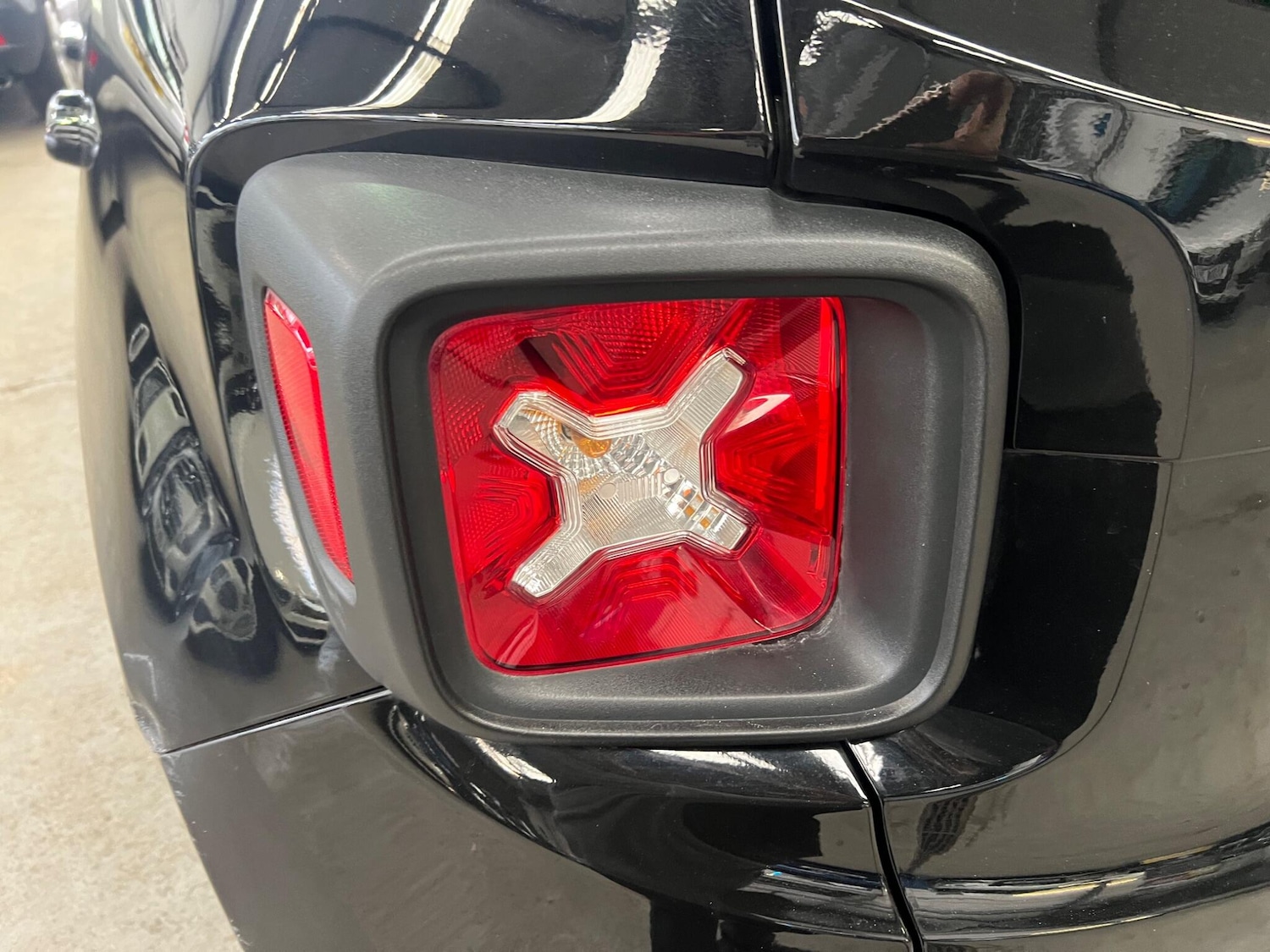 Used Jeep Renegade 2016 for sale - 77799415: Photo 34