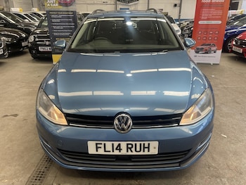 Used Volkswagen Golf 2014 for sale - 79201382: Photo