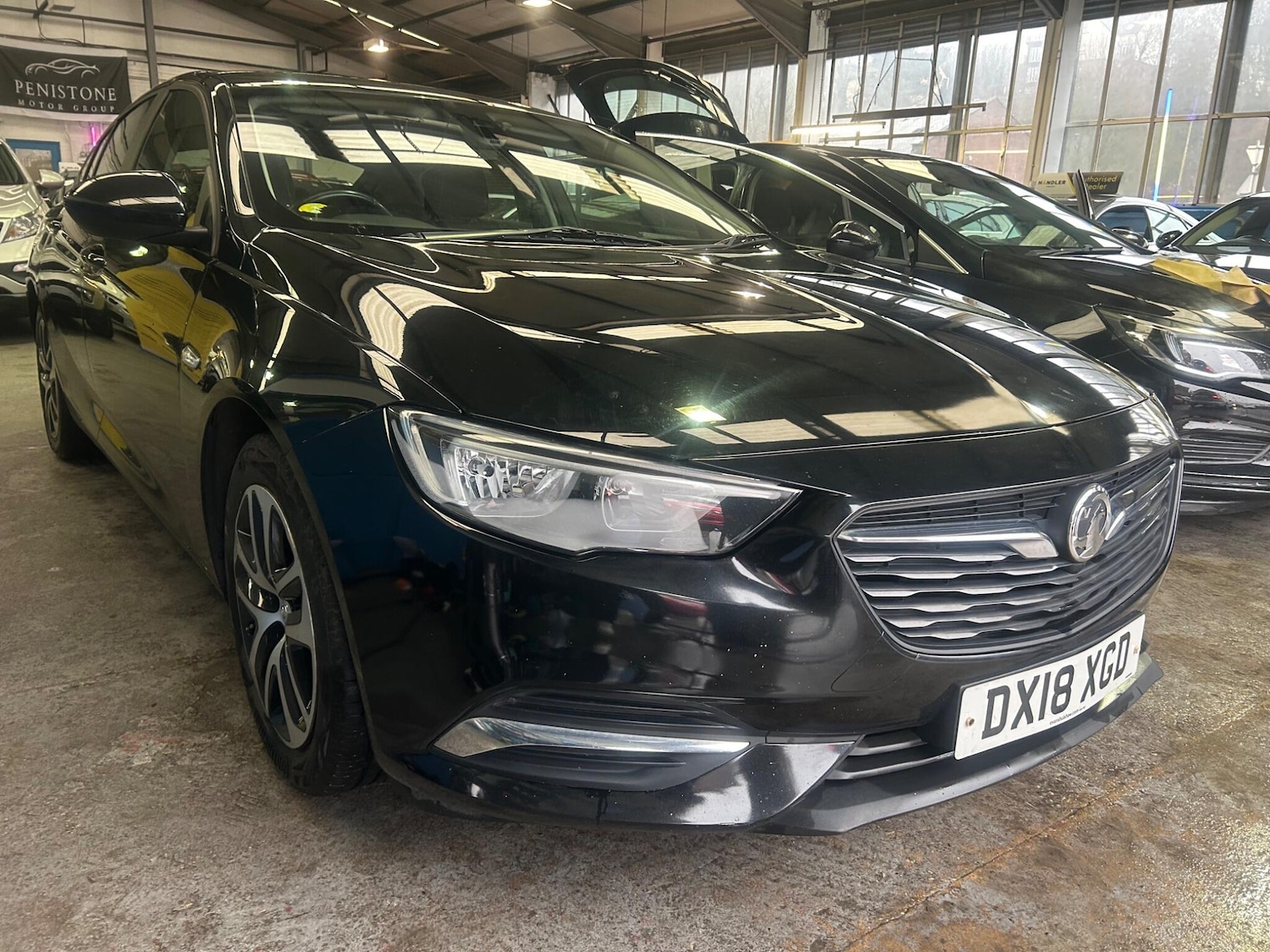 Used Vauxhall Insignia 2018 for sale - 77574920: Photo 2