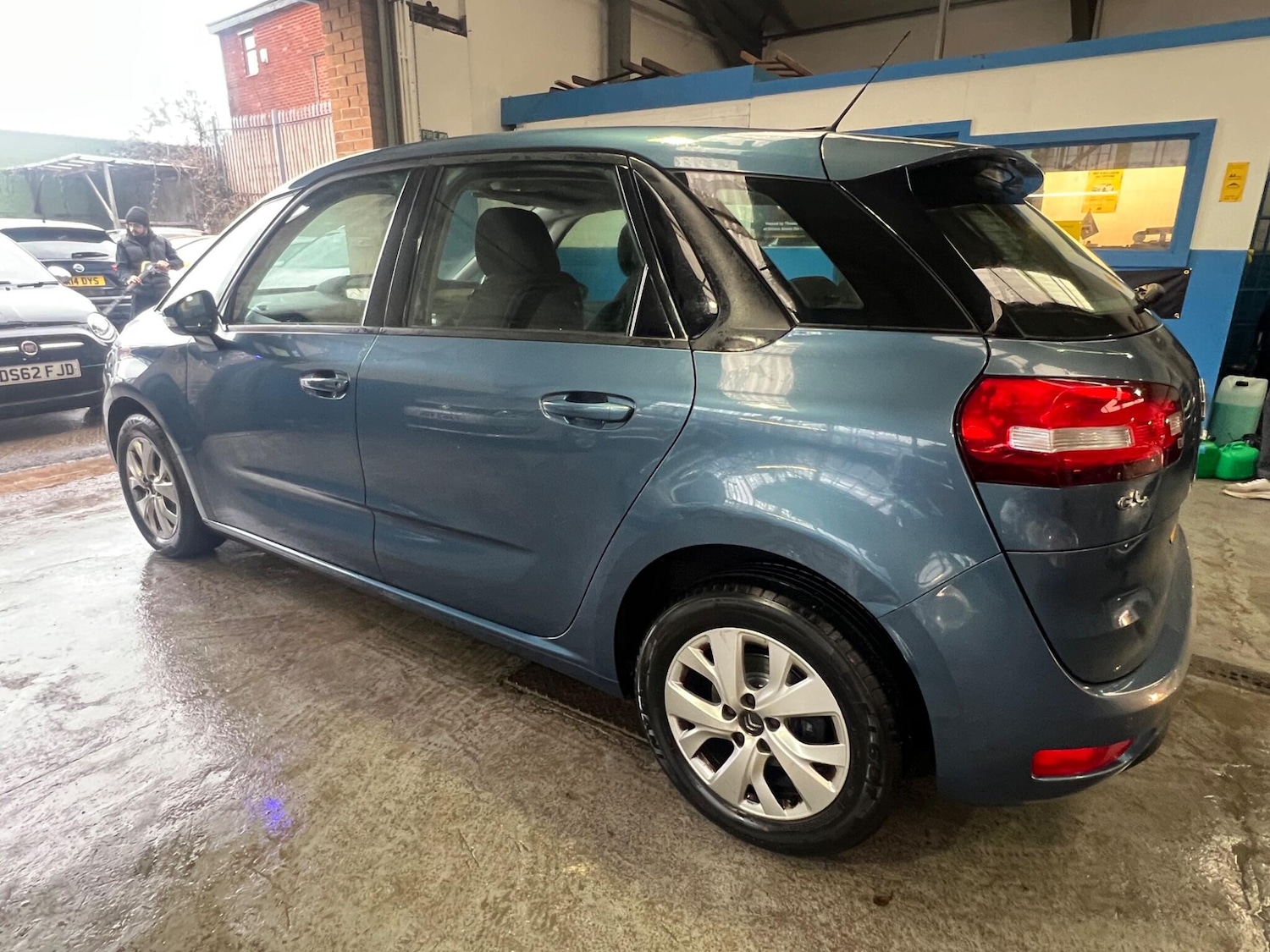 Used Citroen C4 Picasso 2014 for sale - 77216083: Photo 6