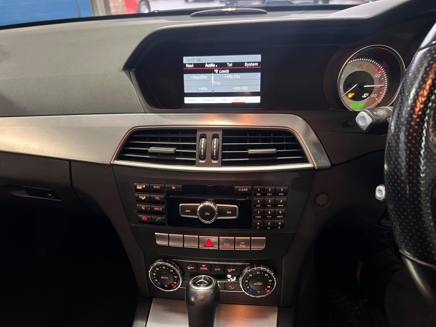 Used Mercedes-Benz C Class 2013 for sale - 77344431: Photo 17