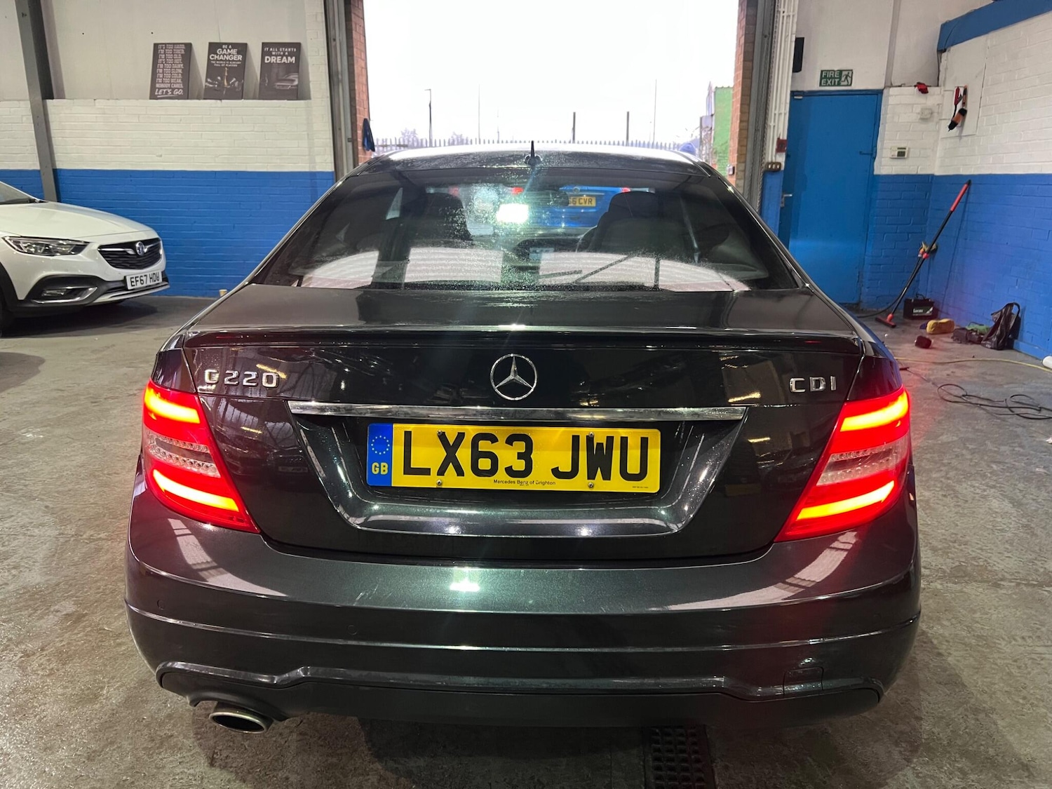 Used Mercedes-Benz C Class 2013 for sale - 77344431: Photo 22