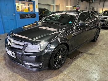 Used Mercedes-Benz C Class 2013 for sale - 77344431: Photo