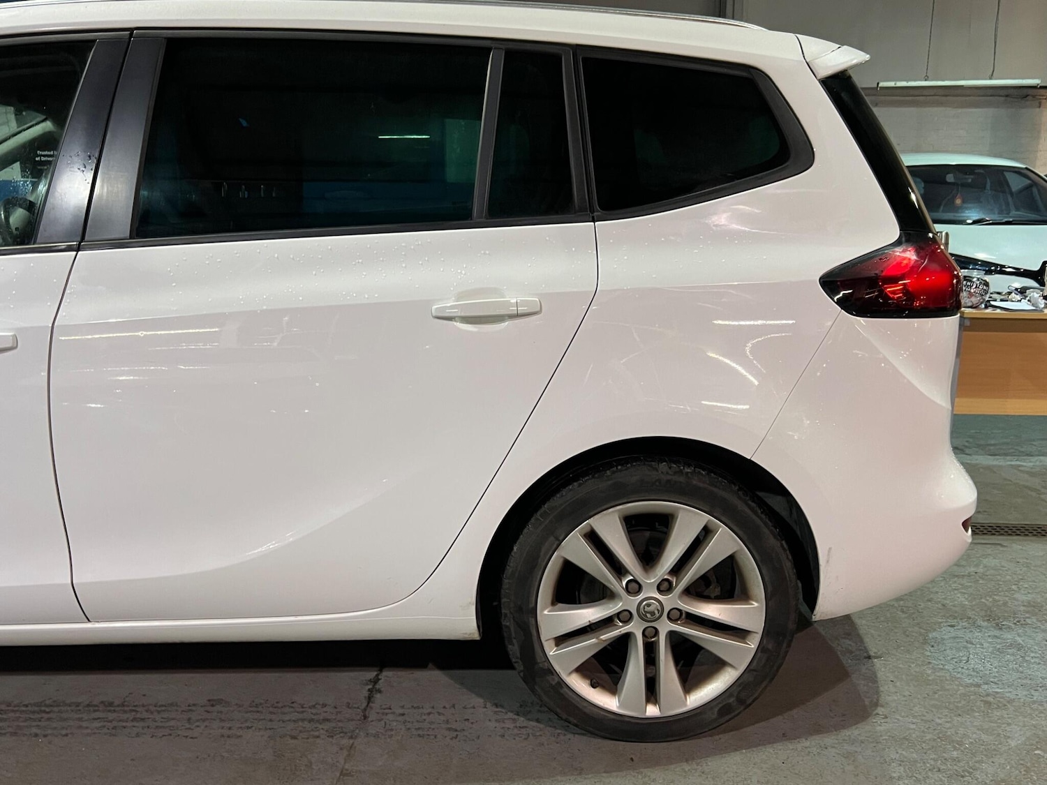 Used Vauxhall Zafira 2015 for sale - 77039811: Photo 18