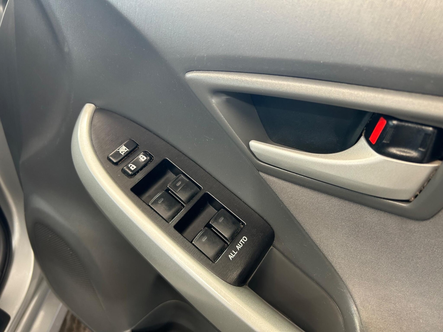 Used Toyota Prius 2009 for sale - 78156844: Photo 13