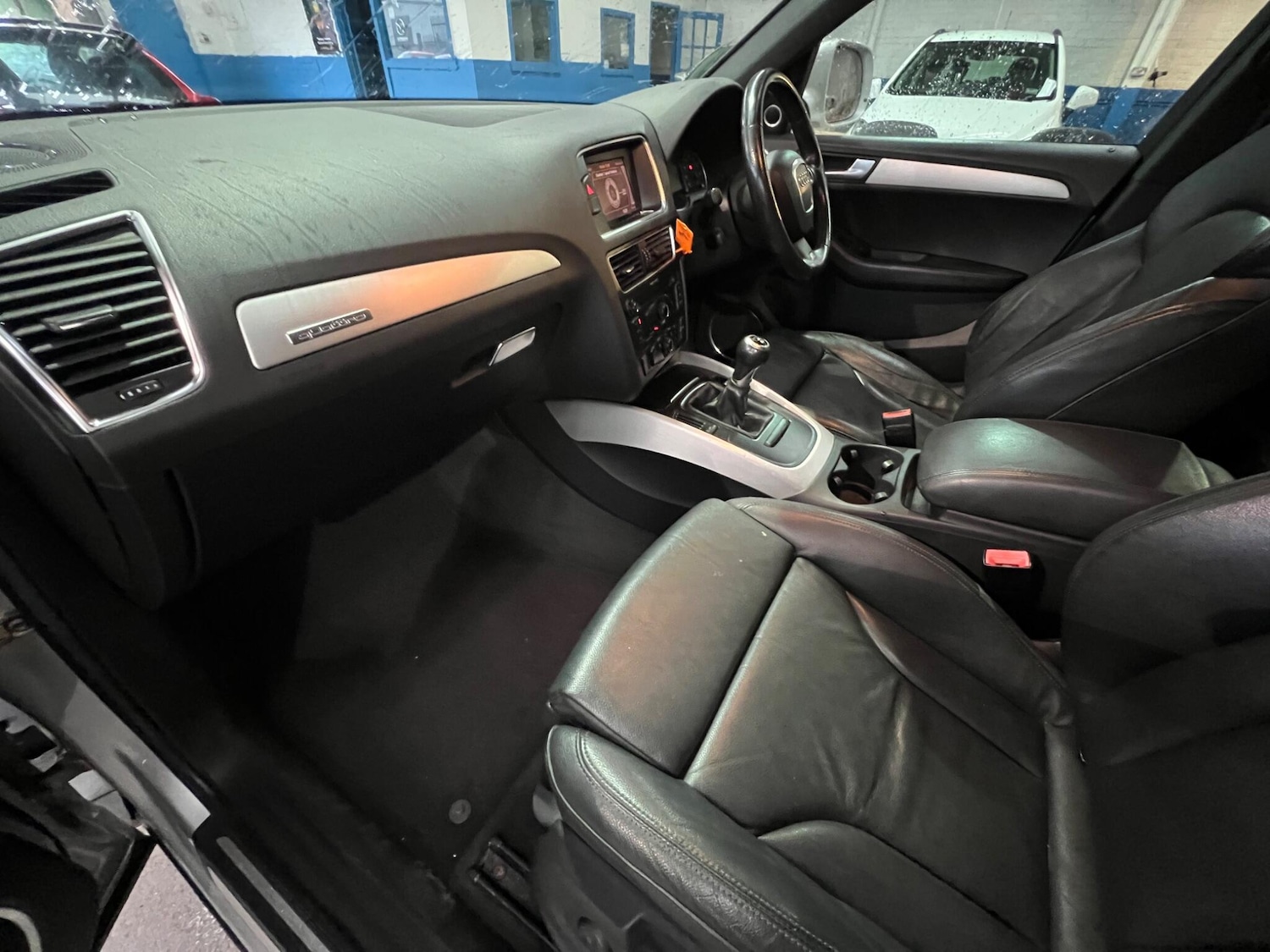 Used Audi Q5 2011 for sale - 76620529: Photo 40