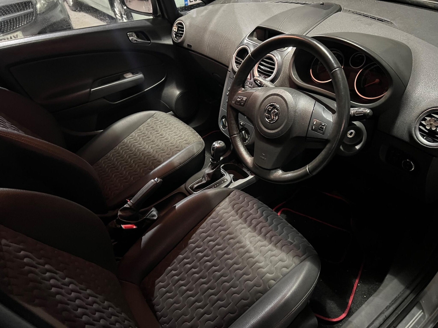 Used Vauxhall Corsa 2011 for sale - 77156083: Photo 12