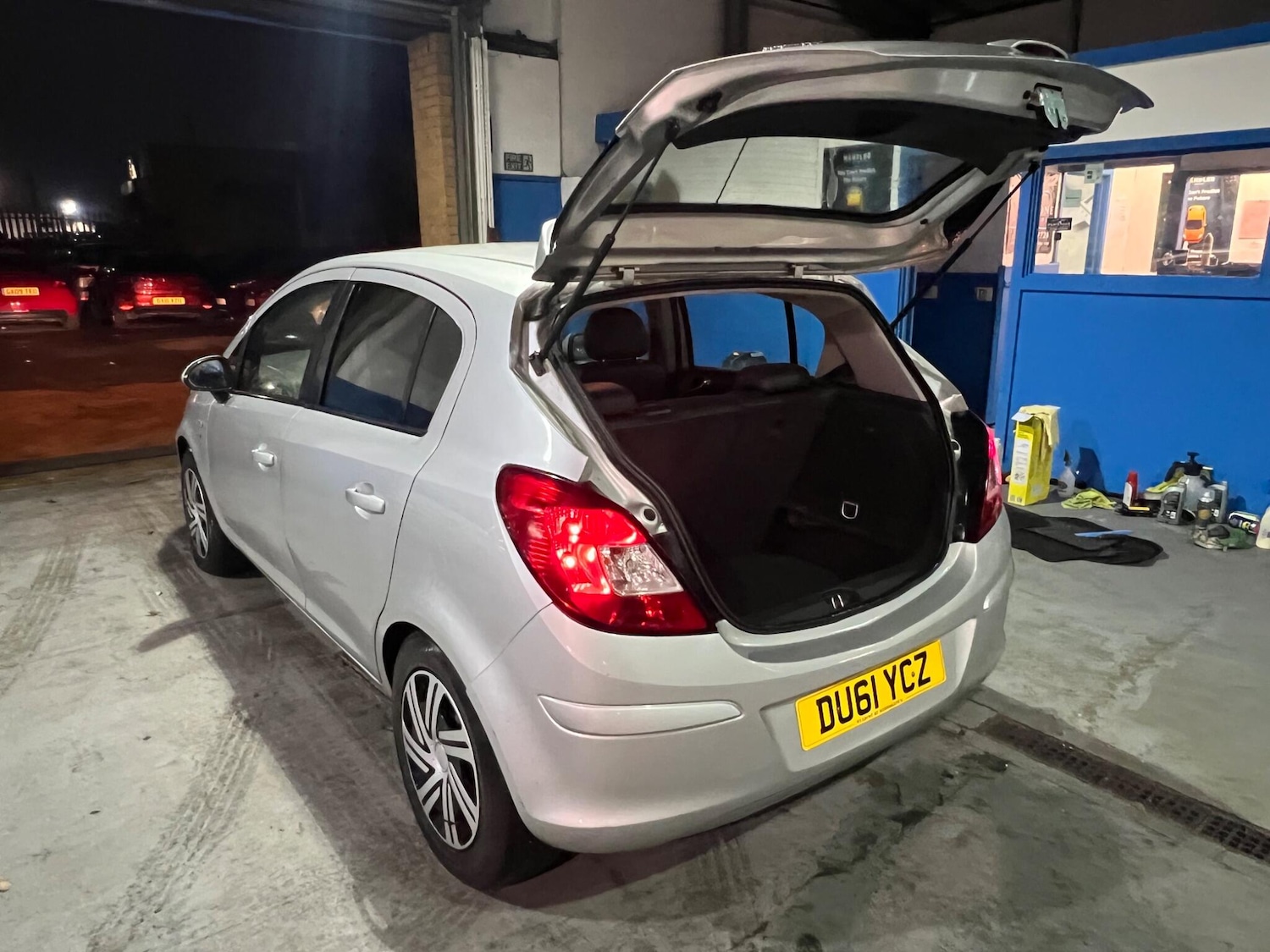 Used Vauxhall Corsa 2011 for sale - 77156083: Photo 22