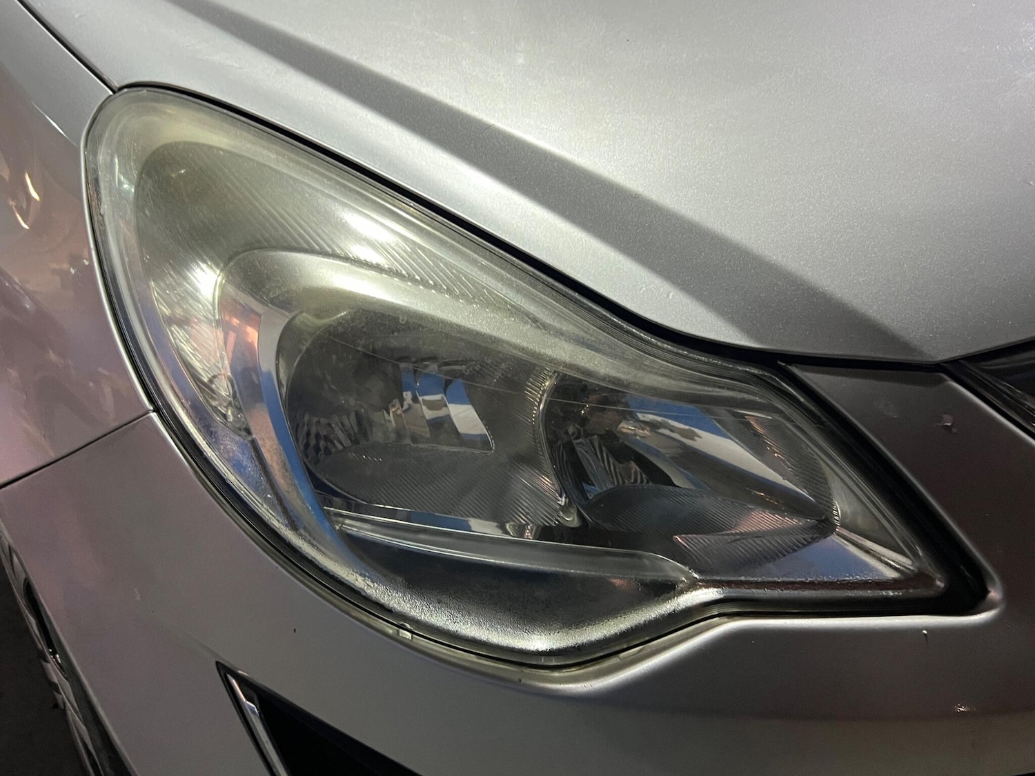 Used Vauxhall Corsa 2011 for sale - 77156083: Photo 8