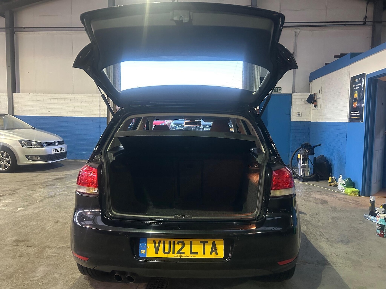 Used Volkswagen Golf 2012 for sale - 77191045: Photo 20