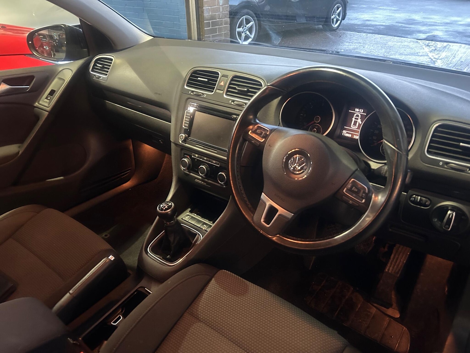 Used Volkswagen Golf 2012 for sale - 77191045: Photo 8