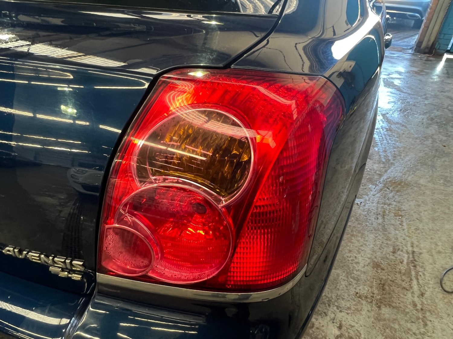 Used Toyota Avensis 2004 for sale - 77351816: Photo 14