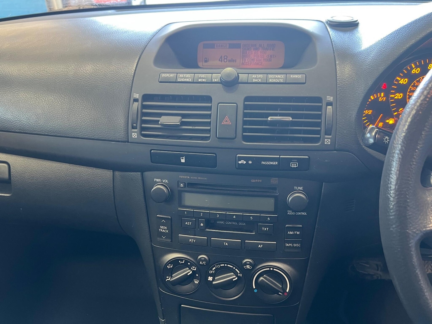 Used Toyota Avensis 2004 for sale - 77351816: Photo 20