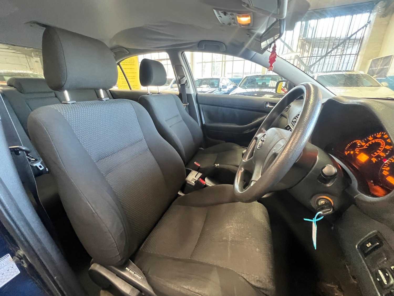 Used Toyota Avensis 2004 for sale - 77351816: Photo 21