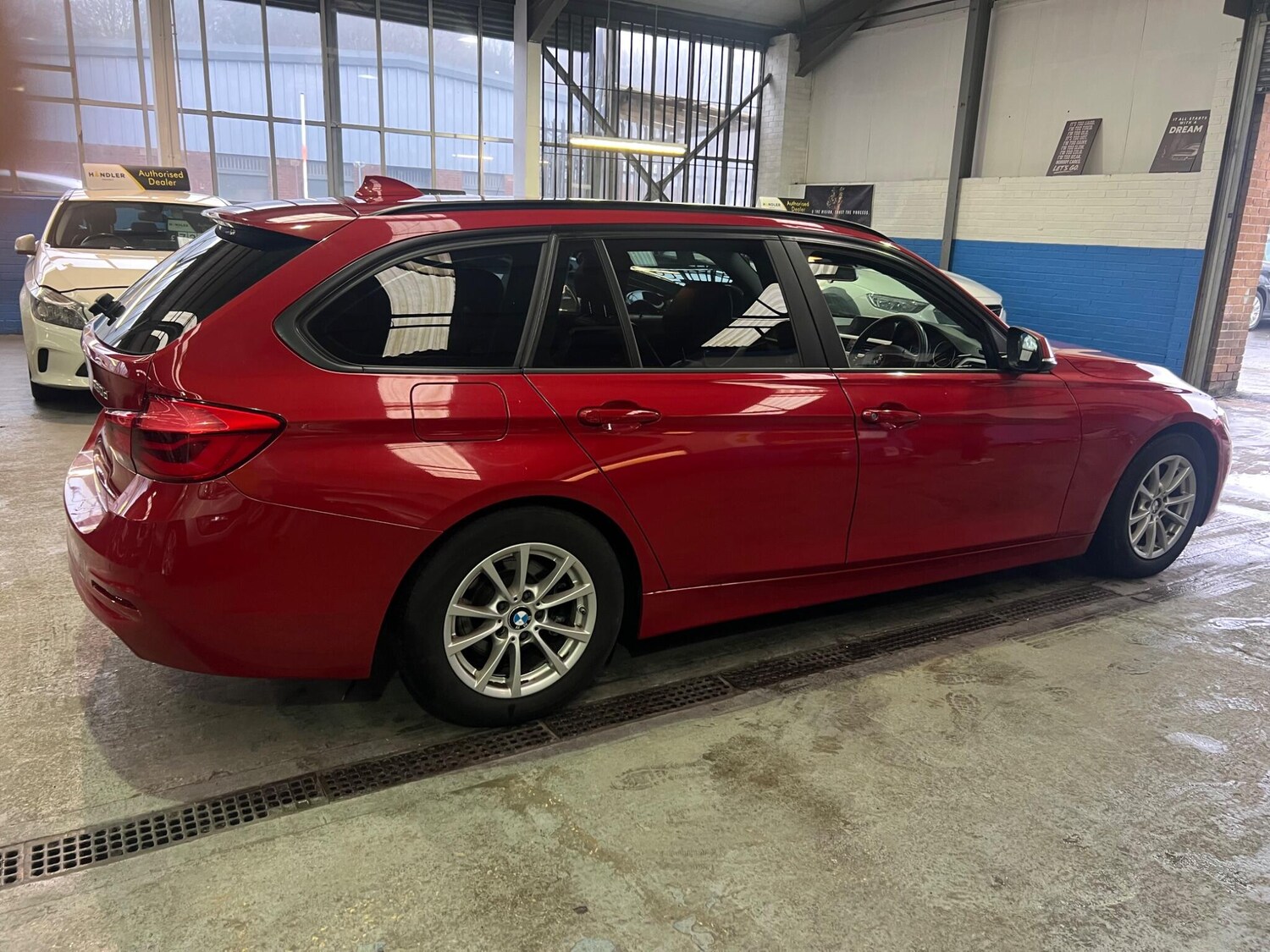 Used BMW 3 Series 2016 for sale - 77573962: Photo 39