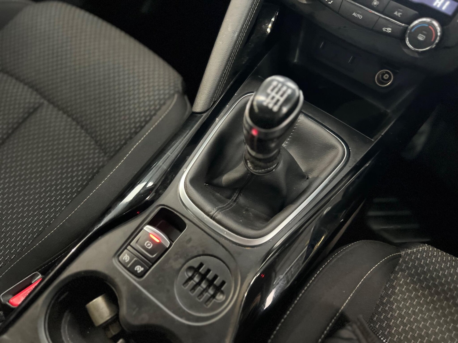 Used Renault Kadjar 2016 for sale - 77255392: Photo 19