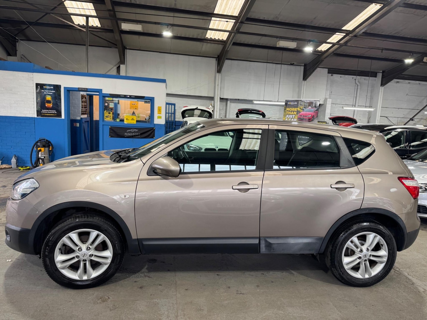 Used Nissan Qashqai 2013 for sale - 78100635: Photo 4