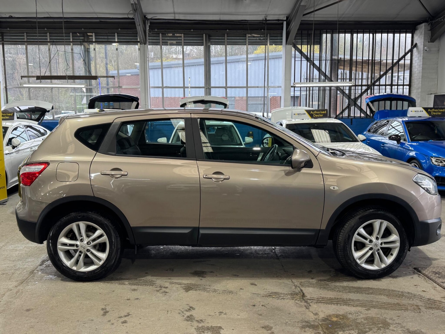 Used Nissan Qashqai 2013 for sale - 78100635: Photo 6