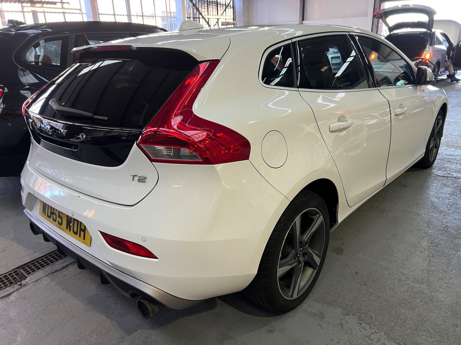 Used Volvo V40 2015 for sale - 77314850: Photo 14
