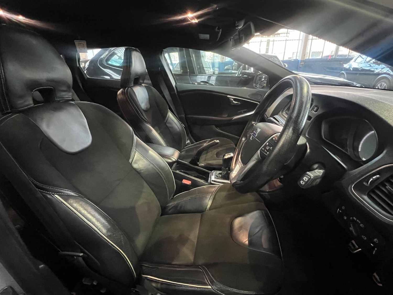 Used Volvo V40 2015 for sale - 77314850: Photo 18