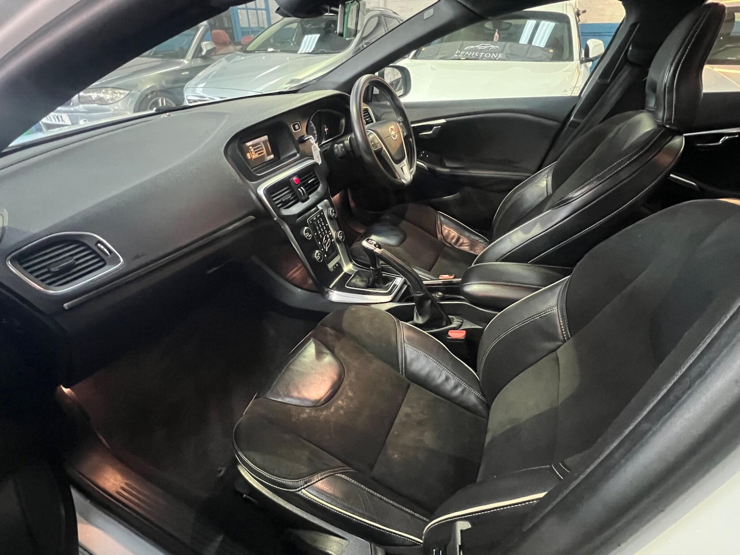 Used Volvo V40 2015 for sale - 77314850: Photo 27