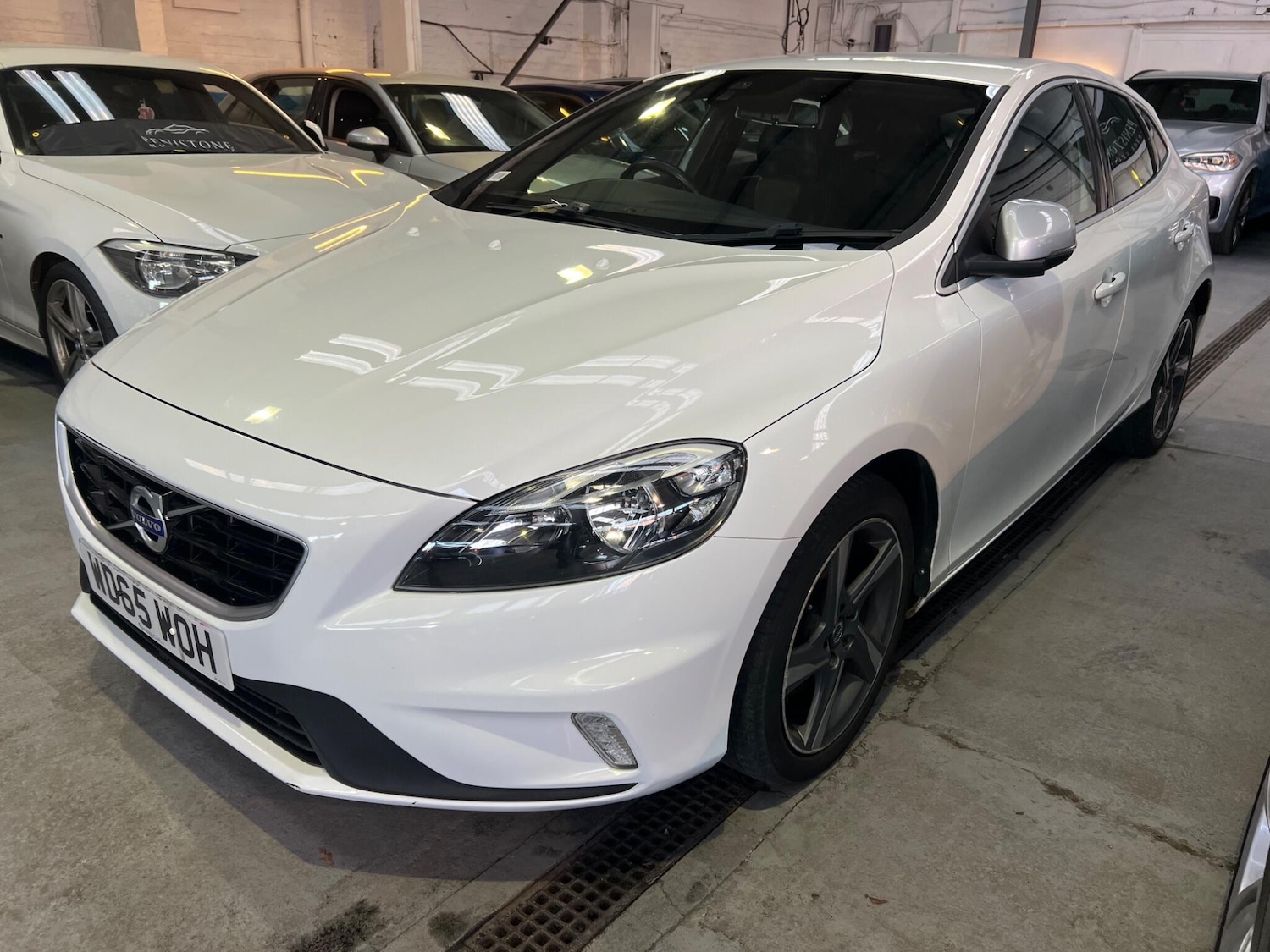 Used Volvo V40 2015 for sale - 77314850: Photo 8